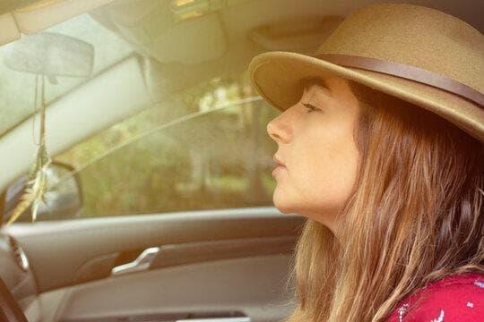 Kako odabrati essential oil vape i koristiti ga sigurno za bolju aromaterapiju