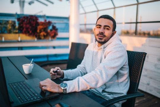 Kako odabrati najbolji essential oil vape i sigurnosni savjeti za početnike